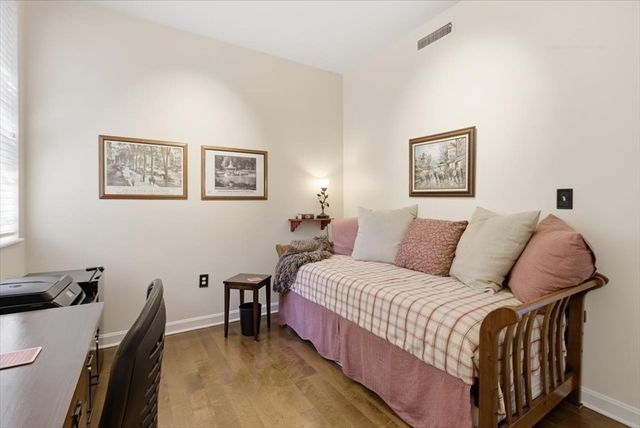 65 Glen Rd H1, Brookline, MA 02445