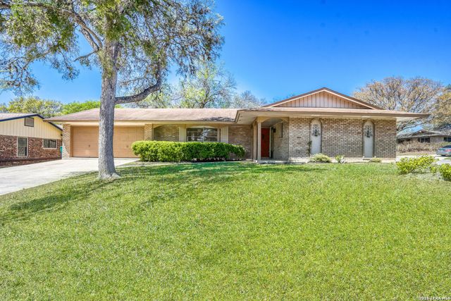 103 Da Gama, Universal City, TX 78148