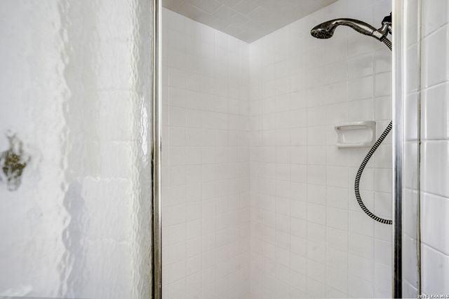 103 Da Gama, Universal City, TX 78148