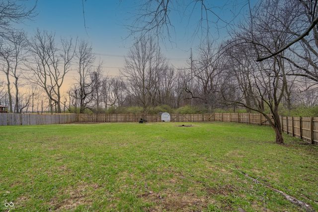 1616 Beckenbauer Lane, Indianapolis, IN 46214