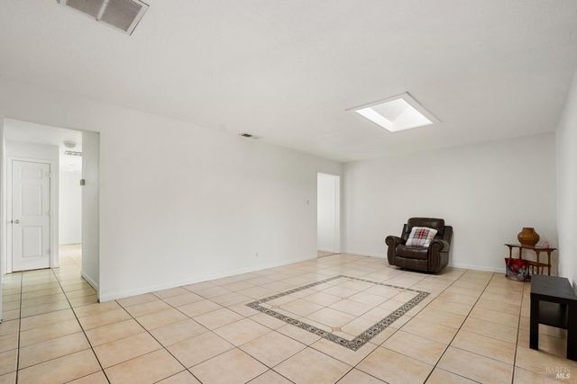 240 W Carolyn Dr, American Canyon, CA 94503