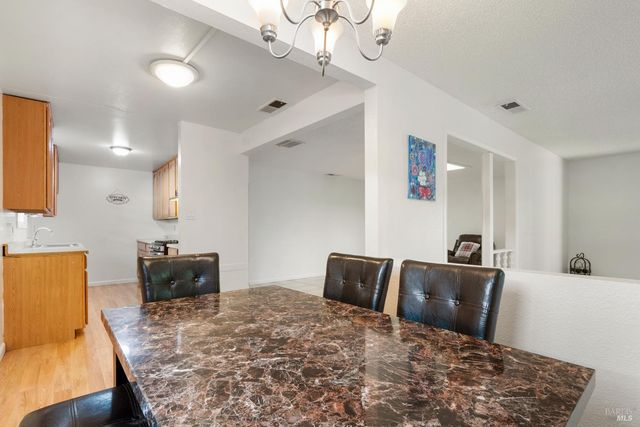 240 W Carolyn Dr, American Canyon, CA 94503