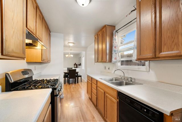 240 W Carolyn Dr, American Canyon, CA 94503