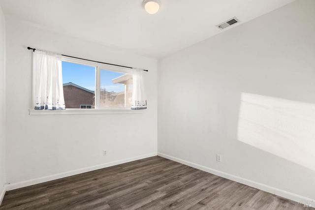 240 W Carolyn Dr, American Canyon, CA 94503