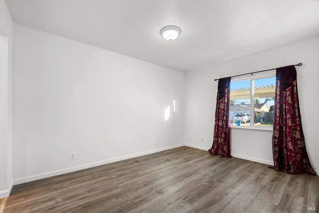 240 W Carolyn Dr, American Canyon, CA 94503