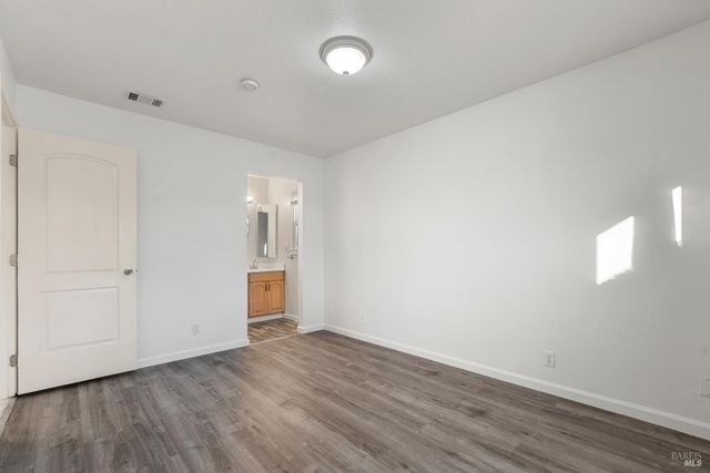 240 W Carolyn Dr, American Canyon, CA 94503