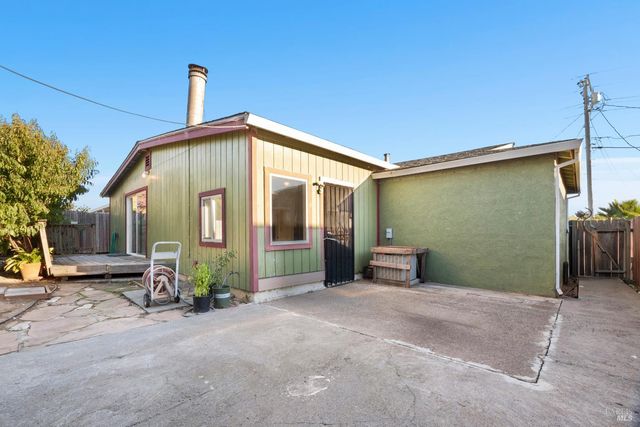 240 W Carolyn Dr, American Canyon, CA 94503