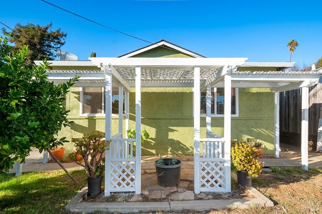 240 W Carolyn Dr, American Canyon, CA 94503