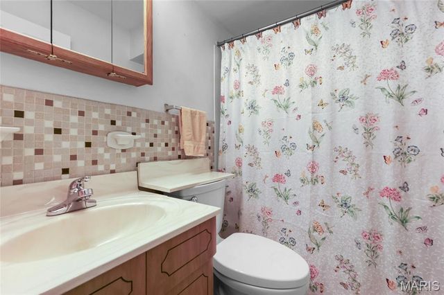 5416 Cherryview Lane, St Louis, MO 63128