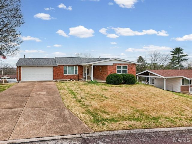 5416 Cherryview Lane, St Louis, MO 63128