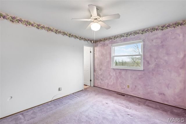 5416 Cherryview Lane, St Louis, MO 63128