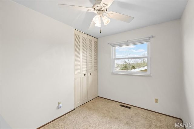 5416 Cherryview Lane, St Louis, MO 63128