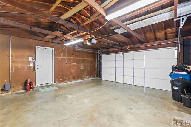 5416 Cherryview Lane, St Louis, MO 63128