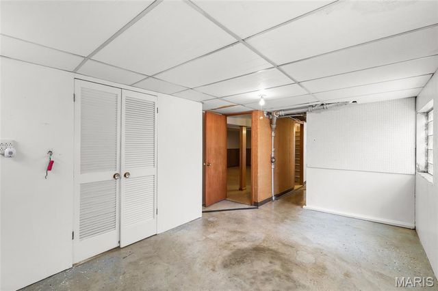 5416 Cherryview Lane, St Louis, MO 63128