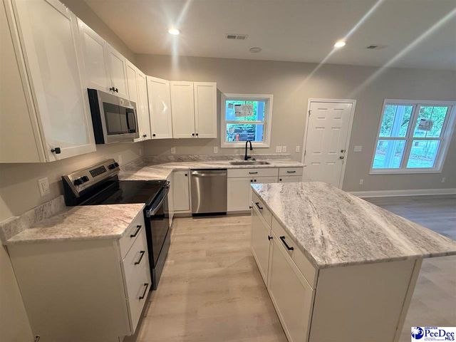 209 LAMAR ST, Hartsville, SC 29550