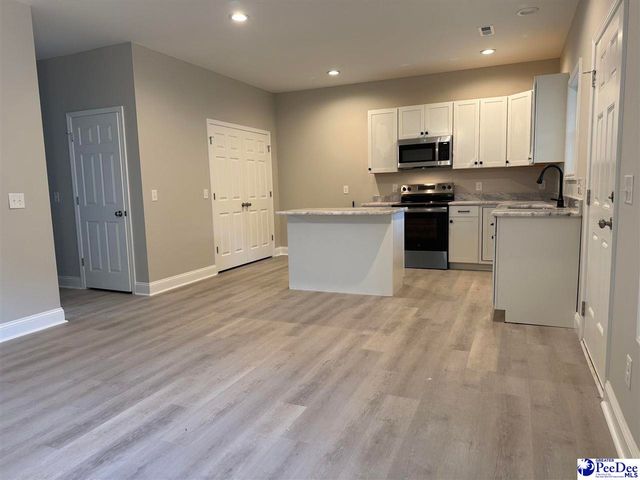 209 LAMAR ST, Hartsville, SC 29550