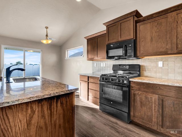 5520 Boomerang Way, Caldwell, ID 83607