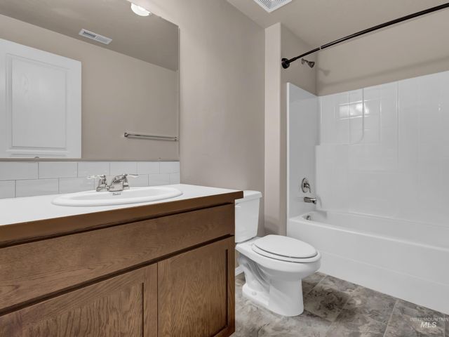 5520 Boomerang Way, Caldwell, ID 83607