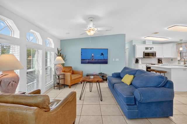 5367 Montego Circle, Hutchinson Island, FL 34949