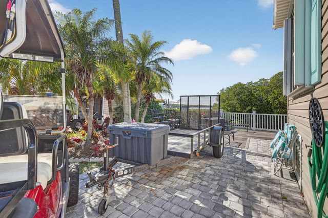 5367 Montego Circle, Hutchinson Island, FL 34949
