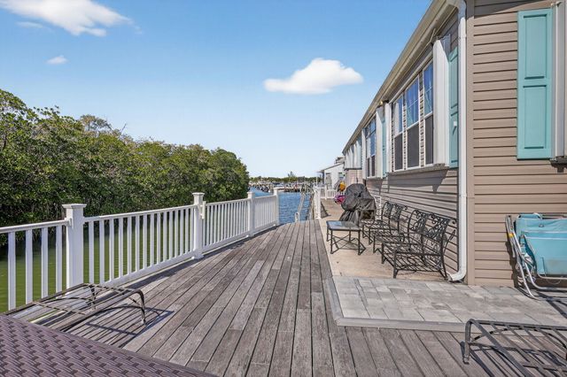 5367 Montego Circle, Hutchinson Island, FL 34949