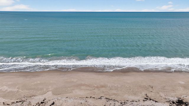 5367 Montego Circle, Hutchinson Island, FL 34949