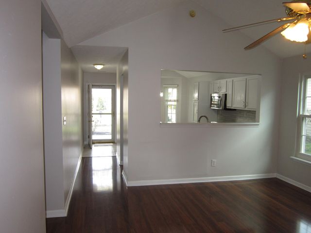 332 Ella Rae Lane, Lexington, KY 40511