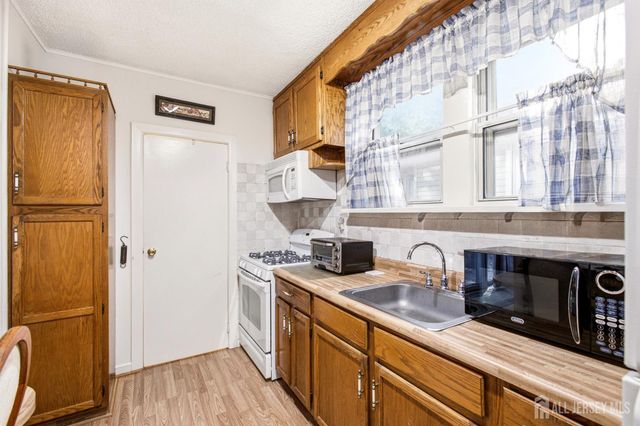 248 Tom Hunter Road, Fort Lee, NJ 07024