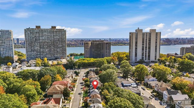 248 Tom Hunter Road, Fort Lee, NJ 07024
