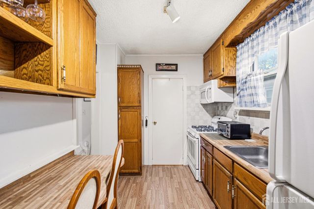 248 Tom Hunter Road, Fort Lee, NJ 07024