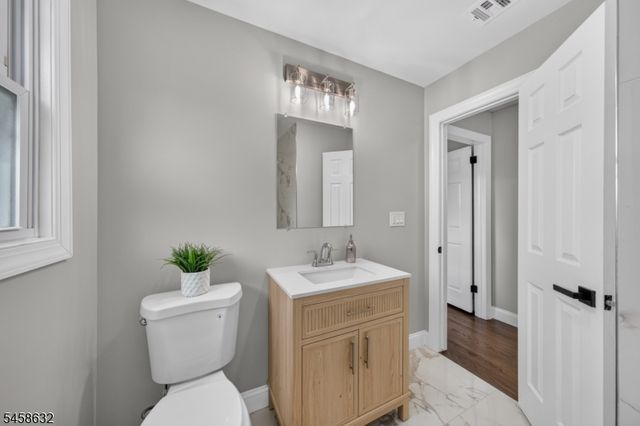 173 Howe Pl, Piscataway Twp., NJ 08854