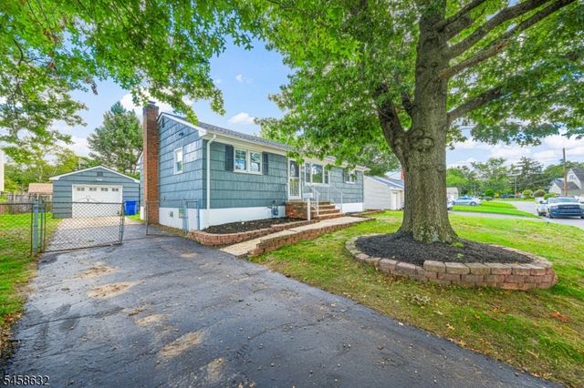 173 Howe Pl, Piscataway Twp., NJ 08854