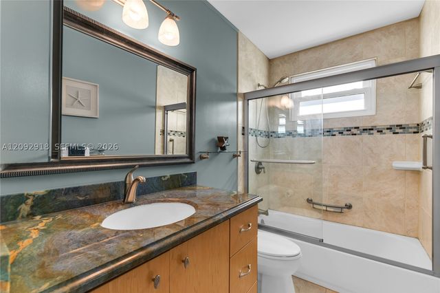 663 Ponce De Leon Dr 2, Fort Lauderdale, FL 33316
