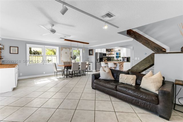 663 Ponce De Leon Dr 2, Fort Lauderdale, FL 33316