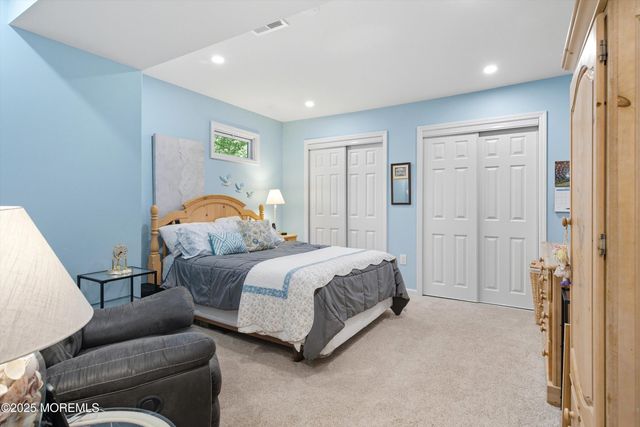 2 Lilac Place, Howell, NJ 07731