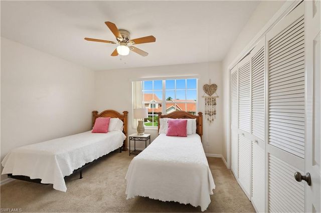 4718 Via Carmen, Naples, FL 34105
