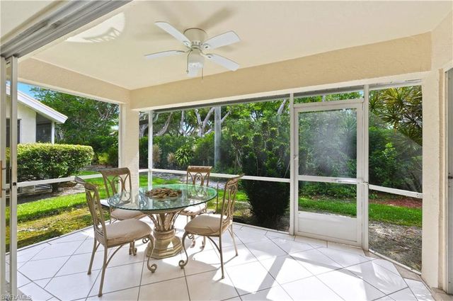 4718 Via Carmen, Naples, FL 34105