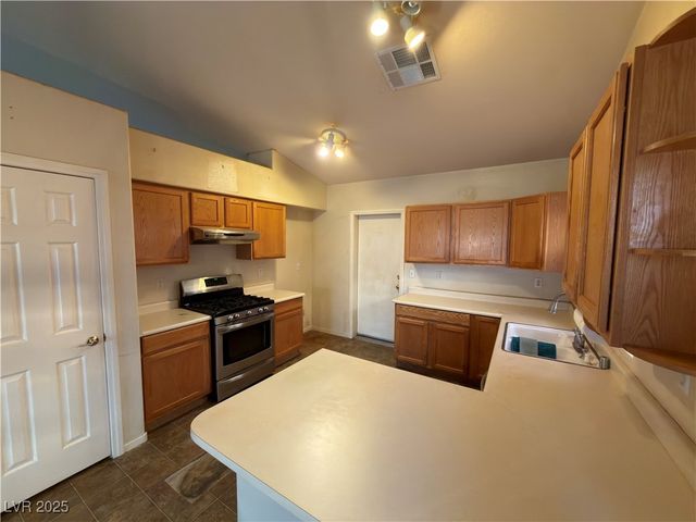 3508 Trotting Horse Road, North Las Vegas, NV 89032