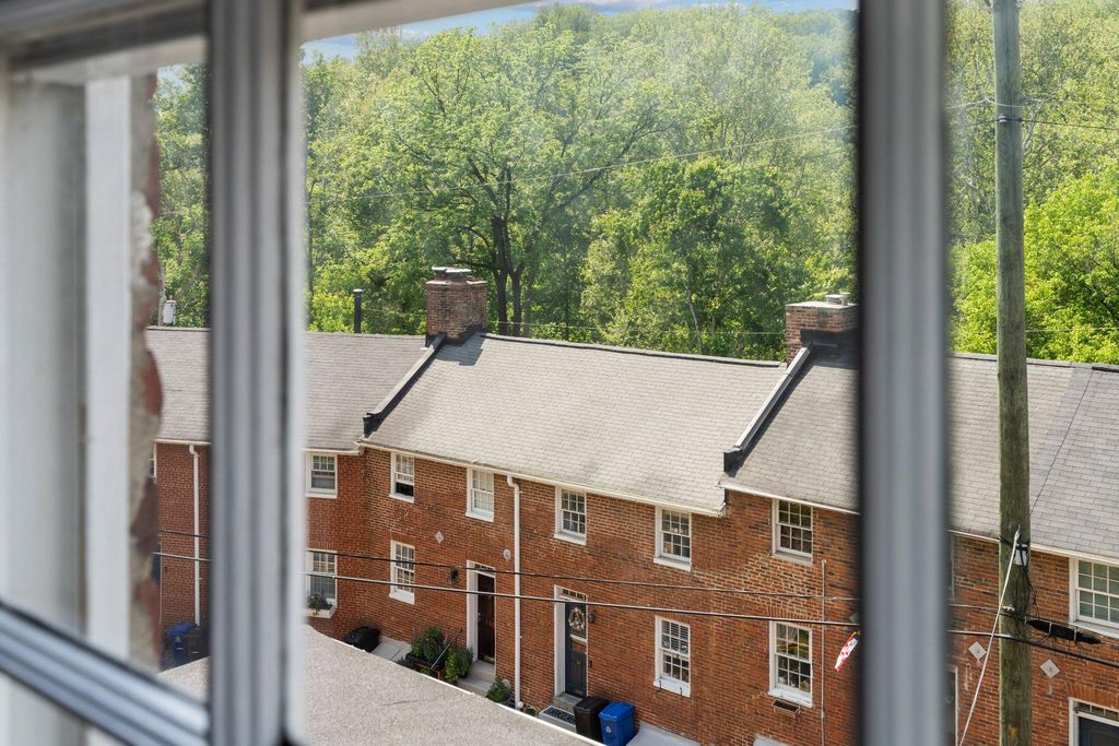 Image 19 of property listing at 759 OELLA AVE, Ellicott City, MD 21043