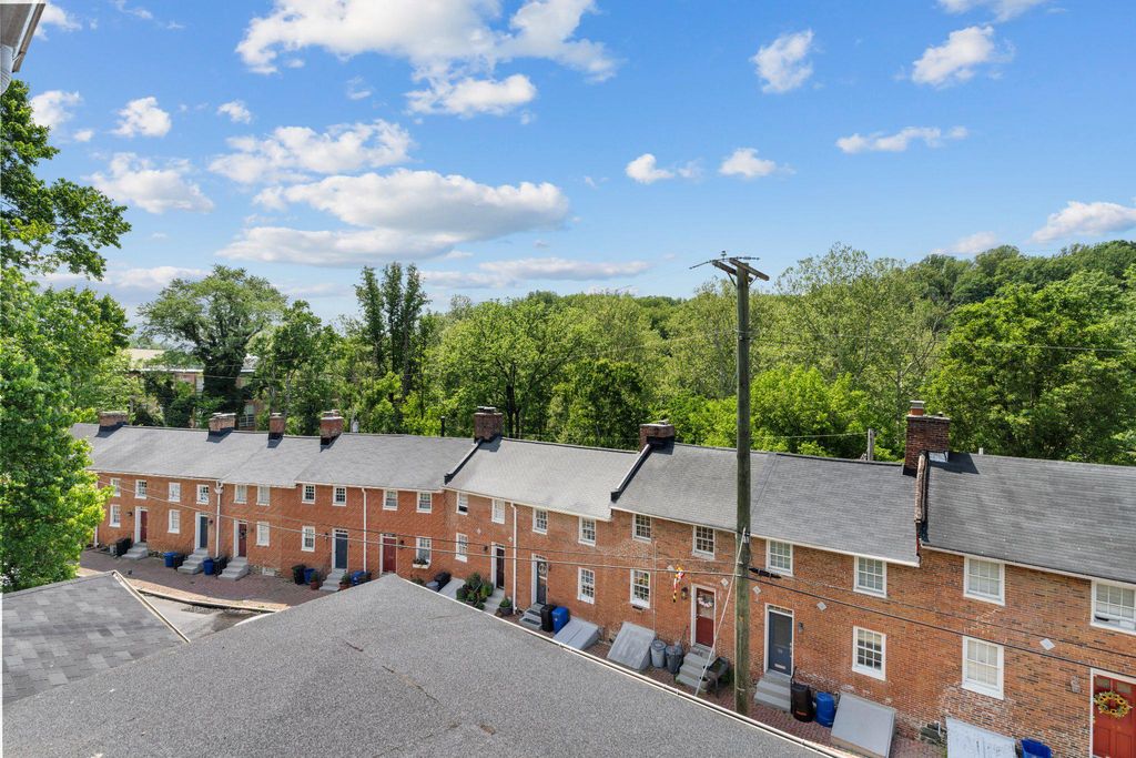 Image 21 of property listing at 759 OELLA AVE, Ellicott City, MD 21043