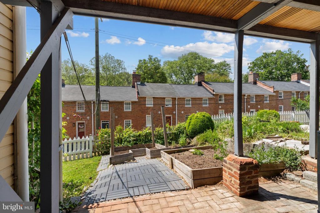 Image 33 of property listing at 759 OELLA AVE, Ellicott City, MD 21043