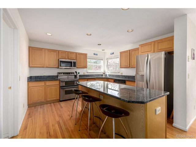 707 Huntington Pl, Highlands Ranch, CO 80126