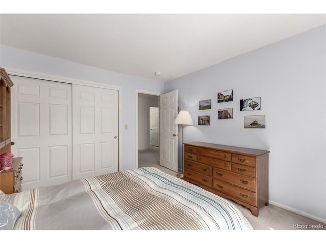 707 Huntington Pl, Highlands Ranch, CO 80126