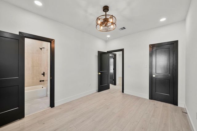 3617 Dreyfus Street, Houston, TX 77021