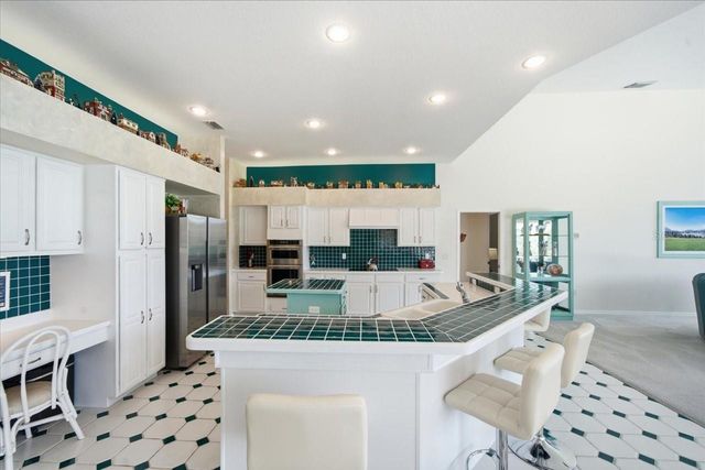 85 KELLEYS TRAIL, Oldsmar, FL 34677