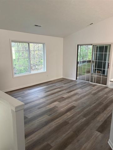 165 Hunters Lane 61, Rockford, MI 49341