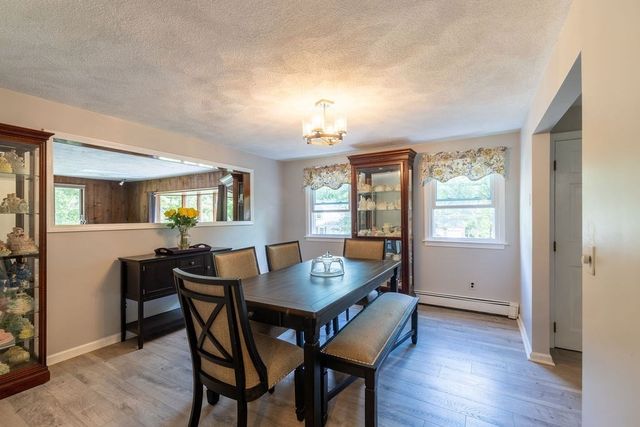 148 South St, Reading, MA 01867