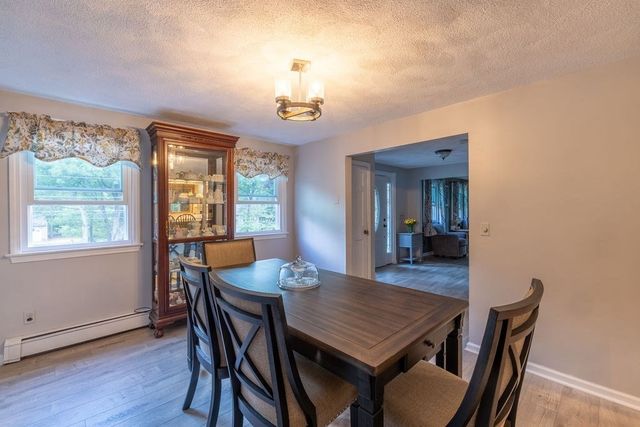 148 South St, Reading, MA 01867