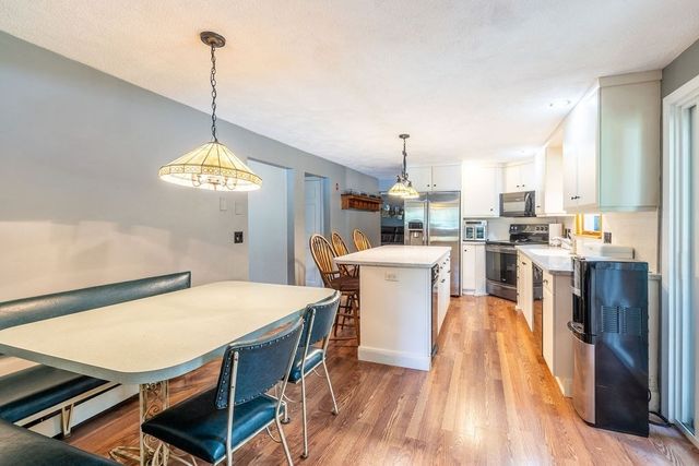 148 South St, Reading, MA 01867