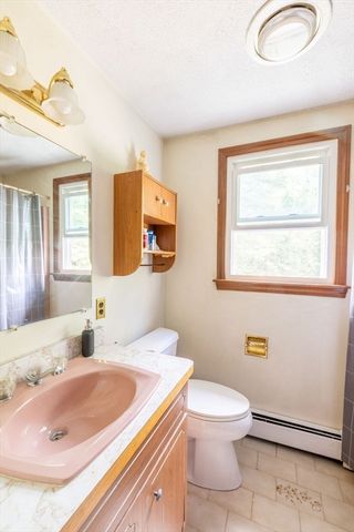 148 South St, Reading, MA 01867